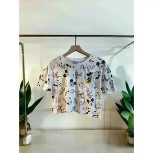 Disney Womens White T-Shirt Mickey Mouse Short Sleeve Crew Neck Size Large